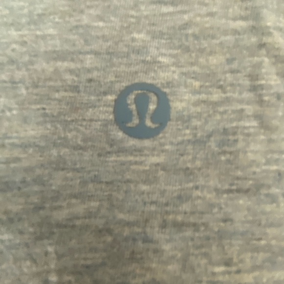 Lululemon shirt - Picture 3 of 6